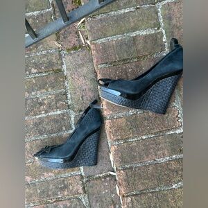 Charles David Black Wedge Heels